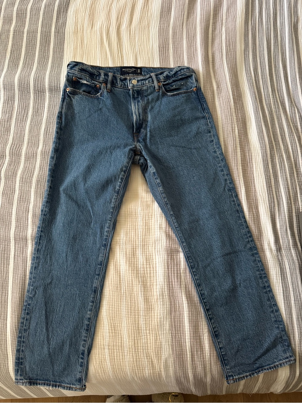 Abercrombie & Fitch Men's Dark Blue Straight Jeans